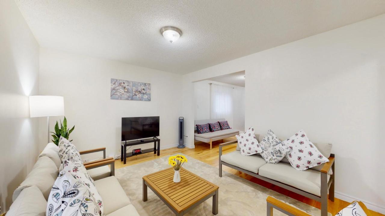 Modern Bright Cozy 3Bed 3Bath Vacation House In Ajax, Greater Toronto Area Gta, On, Canada Extérieur photo