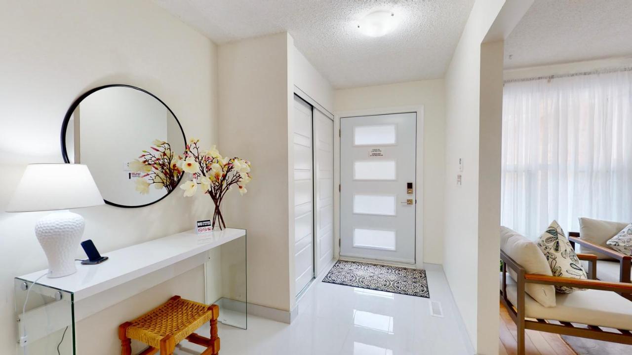 Modern Bright Cozy 3Bed 3Bath Vacation House In Ajax, Greater Toronto Area Gta, On, Canada Extérieur photo