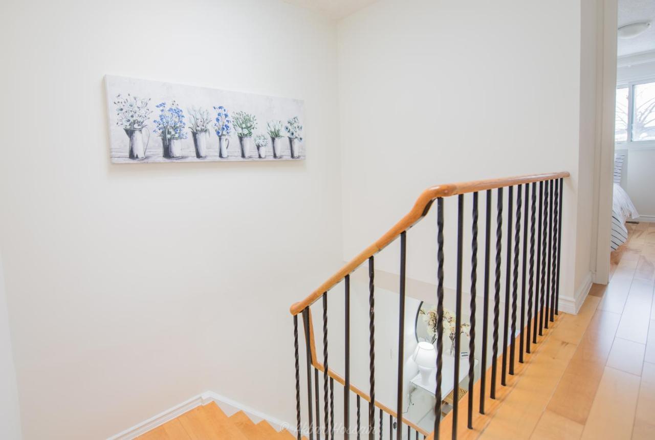 Modern Bright Cozy 3Bed 3Bath Vacation House In Ajax, Greater Toronto Area Gta, On, Canada Extérieur photo