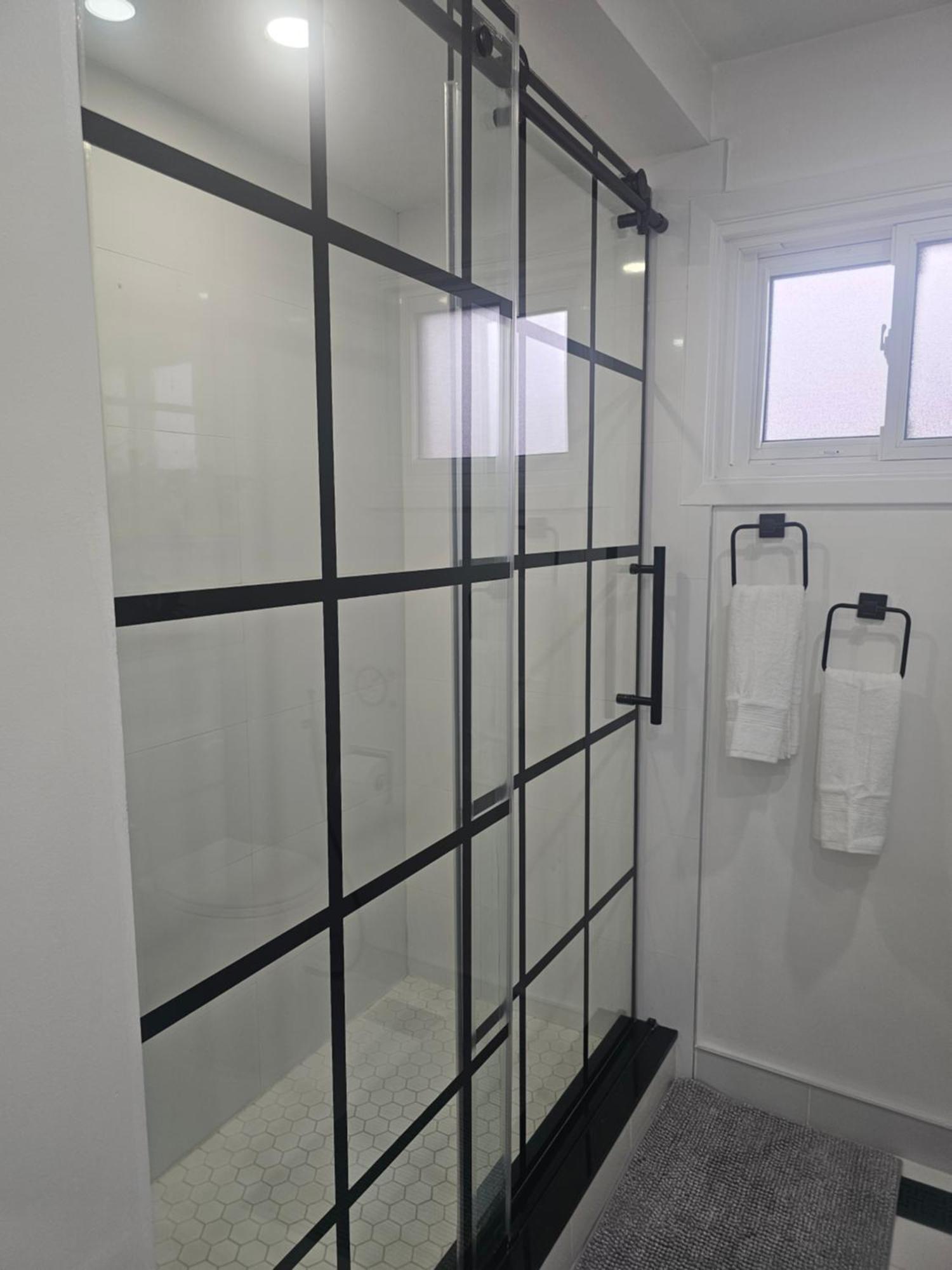 Modern Bright Cozy 3Bed 3Bath Vacation House In Ajax, Greater Toronto Area Gta, On, Canada Extérieur photo